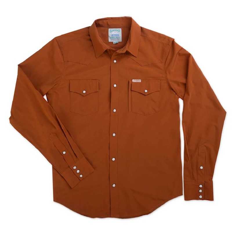 Sendero Provisions Men’s Confluence Tech Pearl Snap Shirt – Burnt Orange