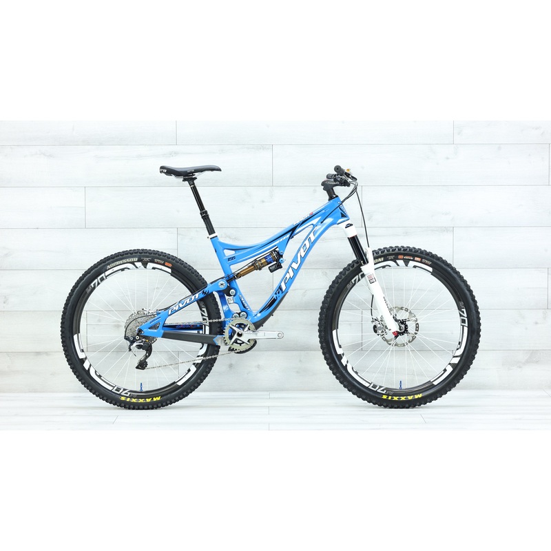 2014 Pivot Mach 6 Carbon Mountain Bike – Medium