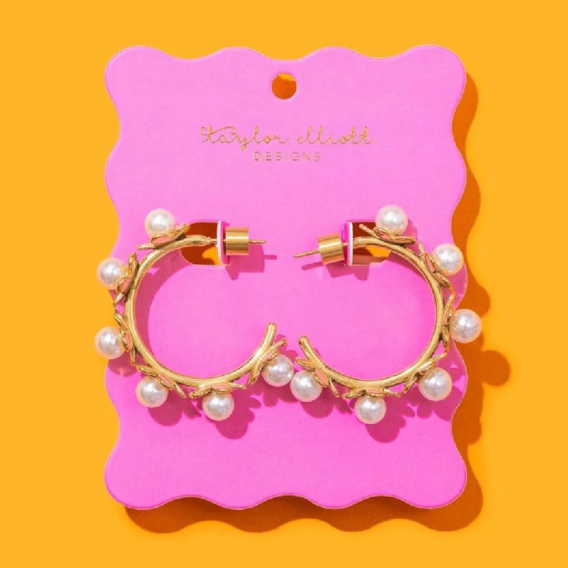 Kali Pearl Medium Hoop Gold Earrings