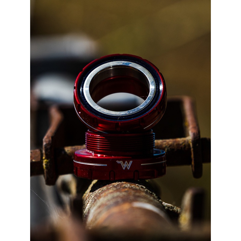 White Industries External BSA Bottom Bracket Black