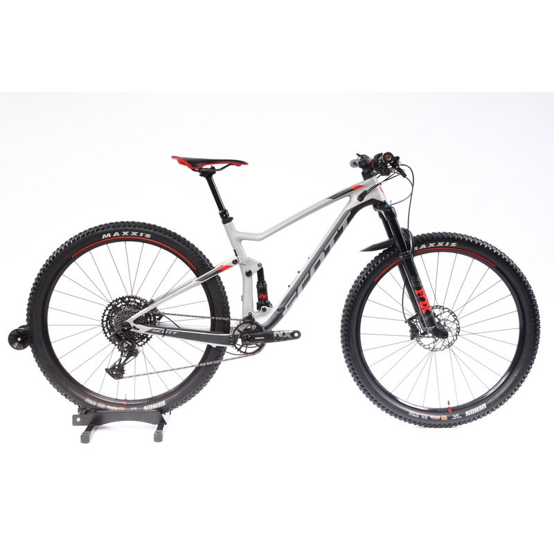 2019 Scott Spark 930  Mountain Bike – Medium