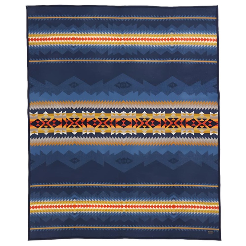 Pendleton Jacquard Cascadia Unnapped Robe Cascadia