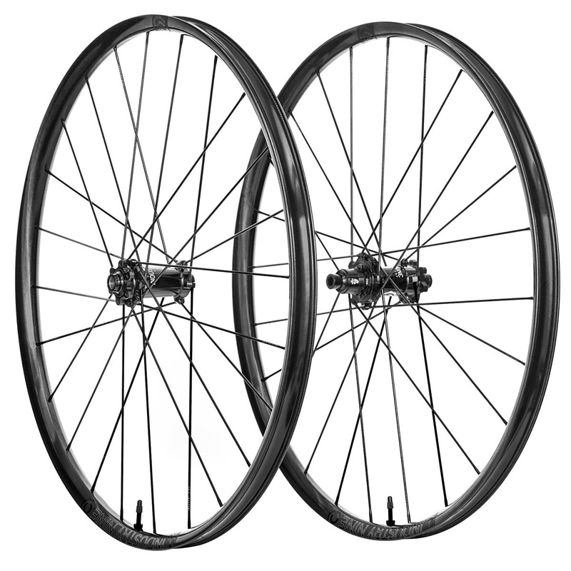 Industry Nine Hydra Ultralite 280 Carbon 24h, 29″ 15×110, 12×148 Boost, HG, Black