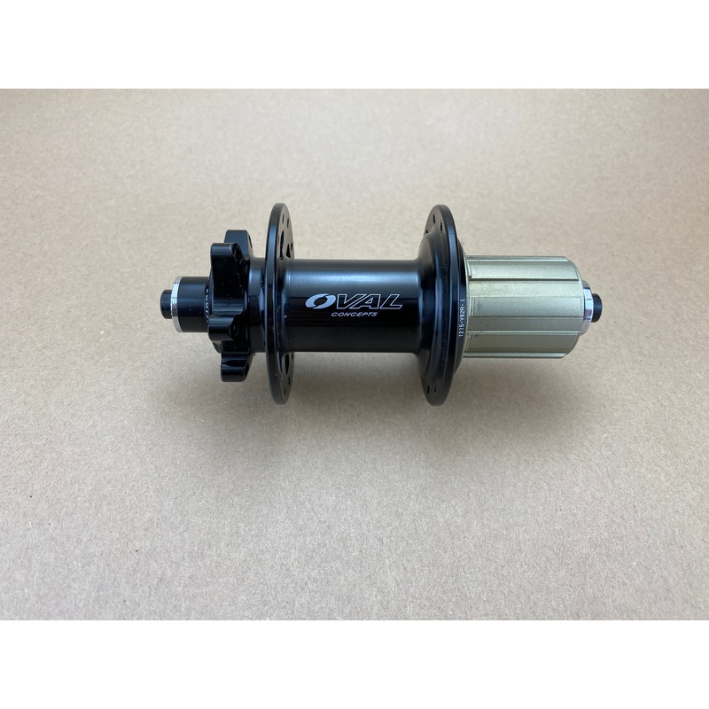 Oval Concepts 900 Rear Hub 24 hole 10 x 135  HG Disc 2