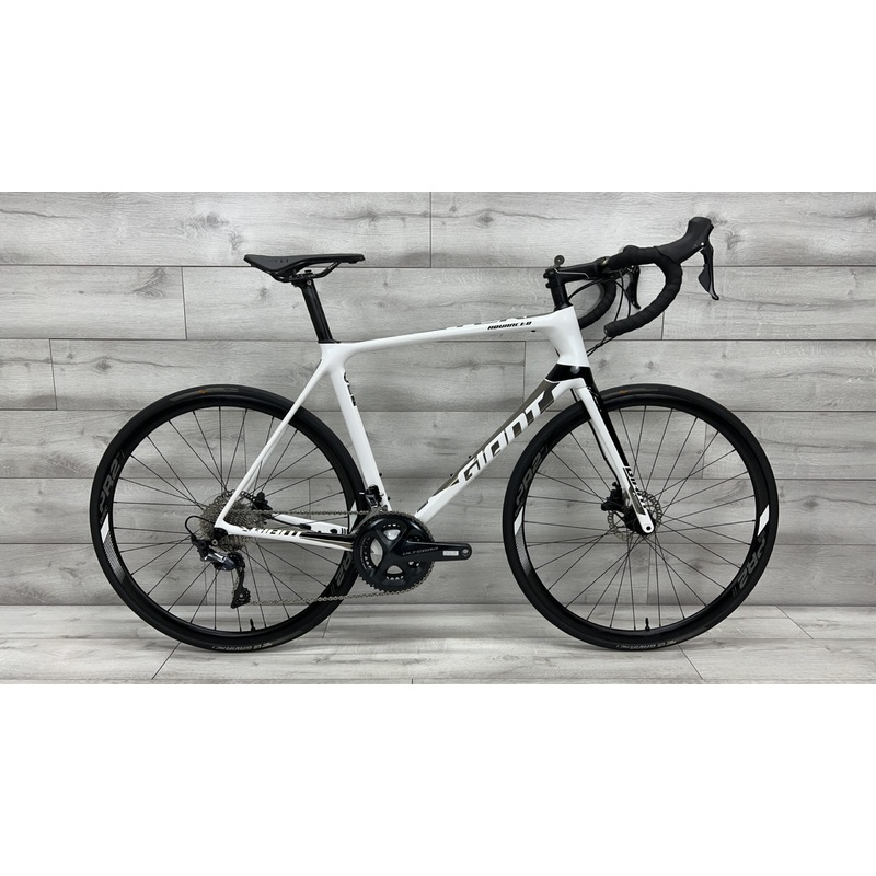 2019 Giant TCR Advanced 1 Disc KOM  Road Bike – Large