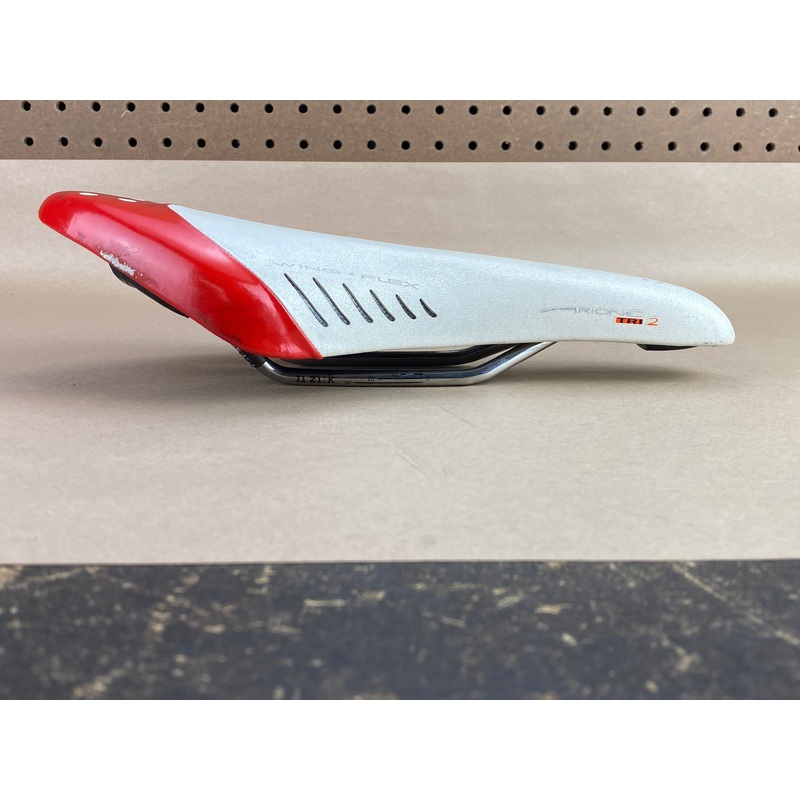 Fizik Tri 2 Wing Flex Road Saddle