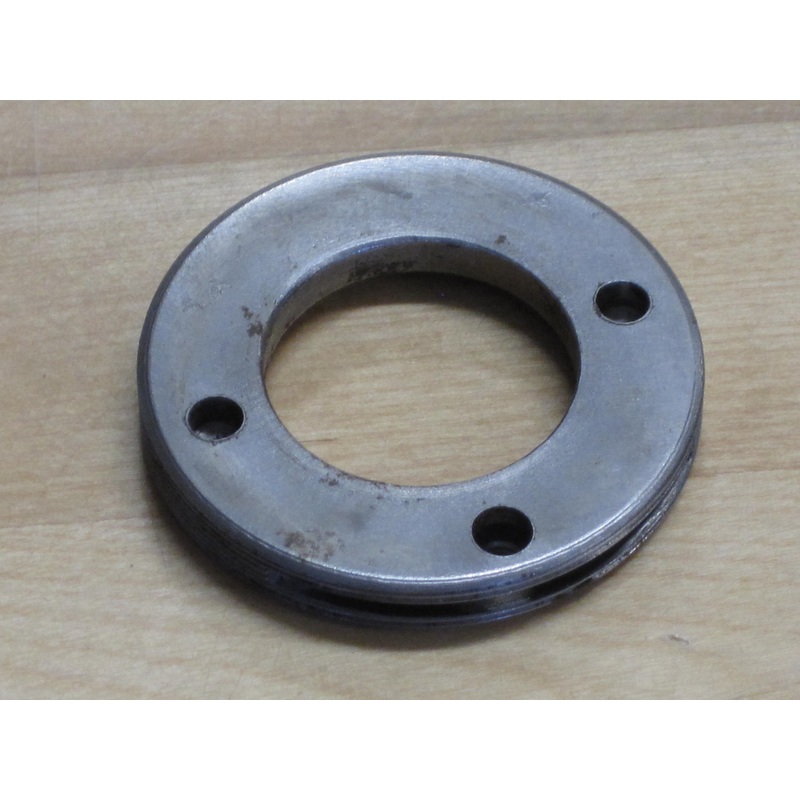 37-3587 Triumph rear hub locking nut threaded bearing retainer