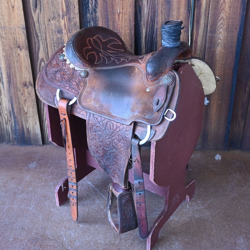 15.5″ USED MARTIN ROPING SADDLE