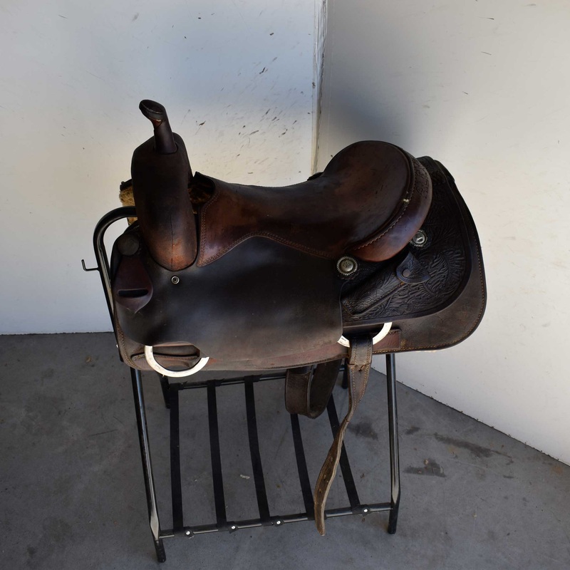 Used 16″ Non-Rider Saddle