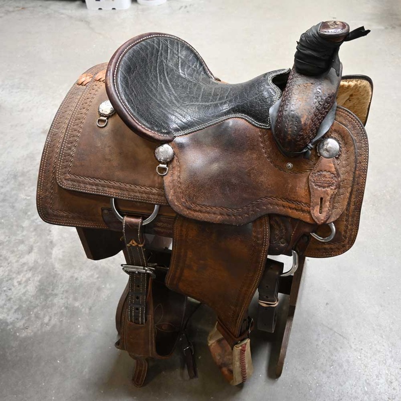 14″ USED ADAMS ROPING SADDLE