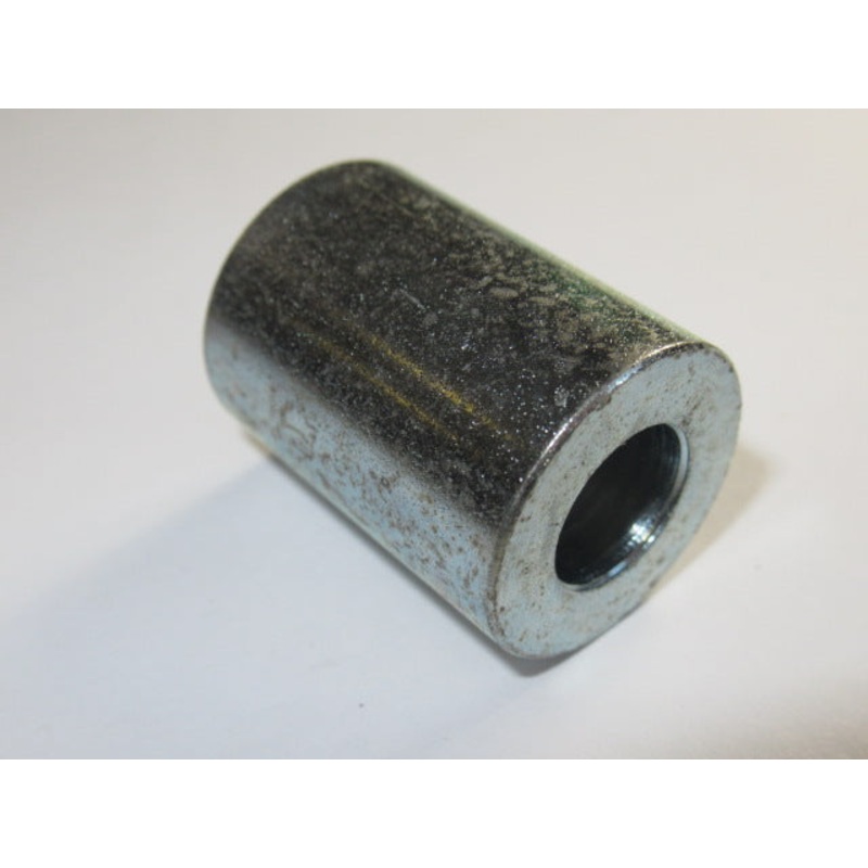 Triumph spacer 83-2846 engine to frame