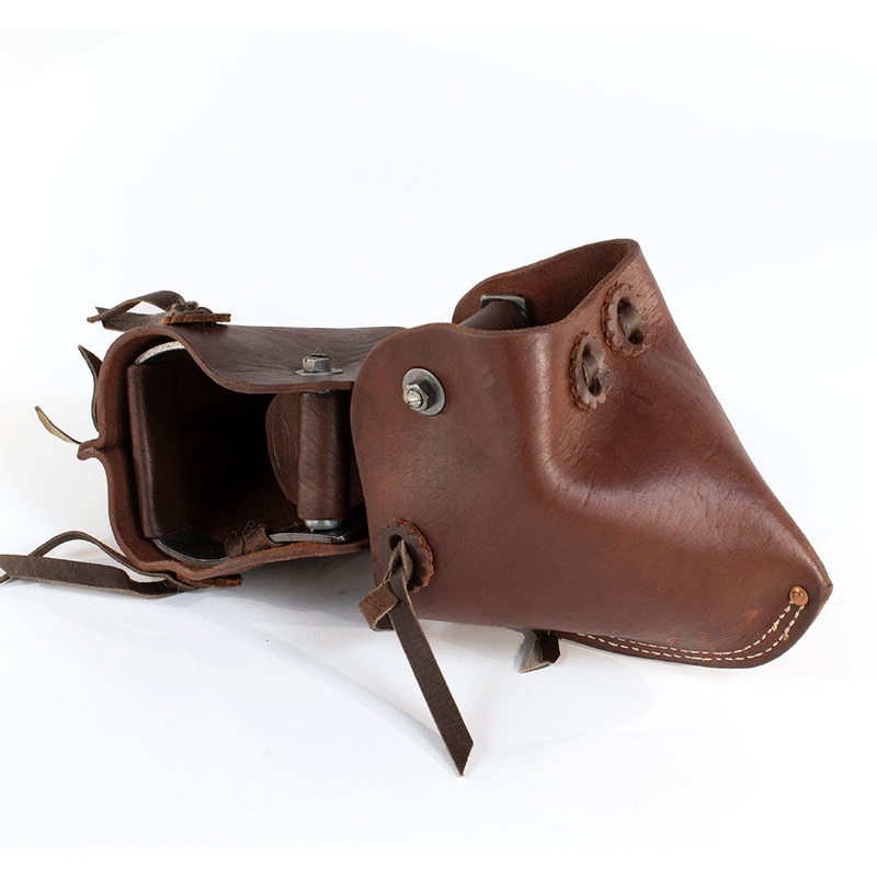 Teskey’s Monkey Nose Leather Tapadero Stirrups
