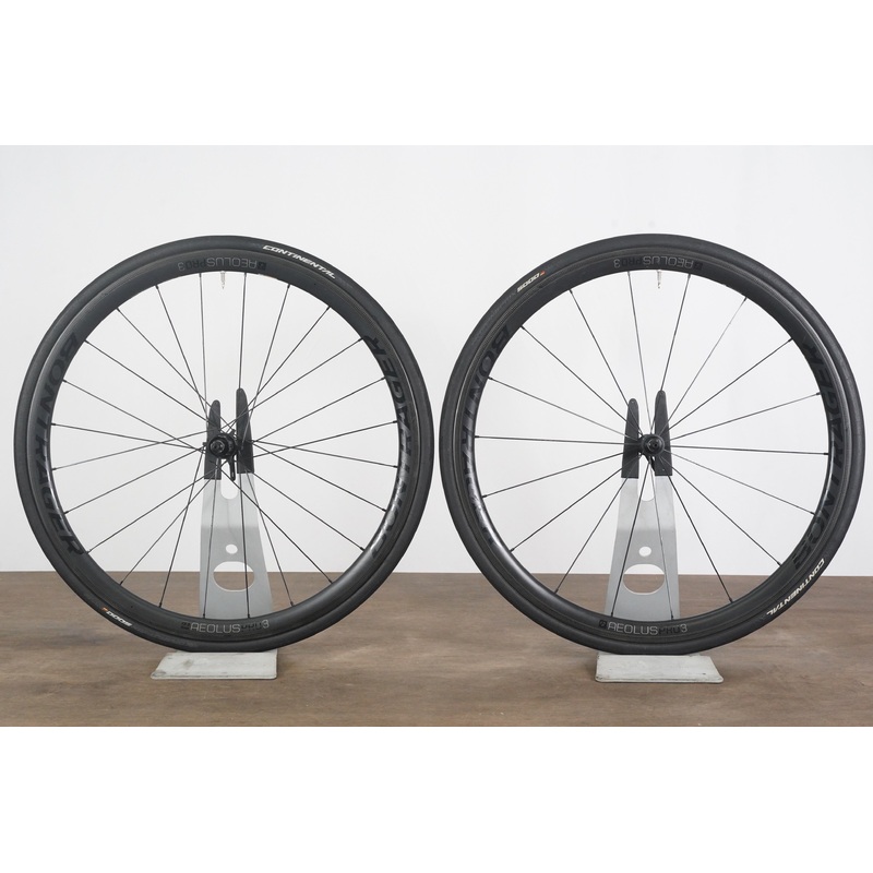 Bontrager Aeolus Pro 3 TLR Carbon Tubeless Clincher Rim Brake Wheelset 11 Speed