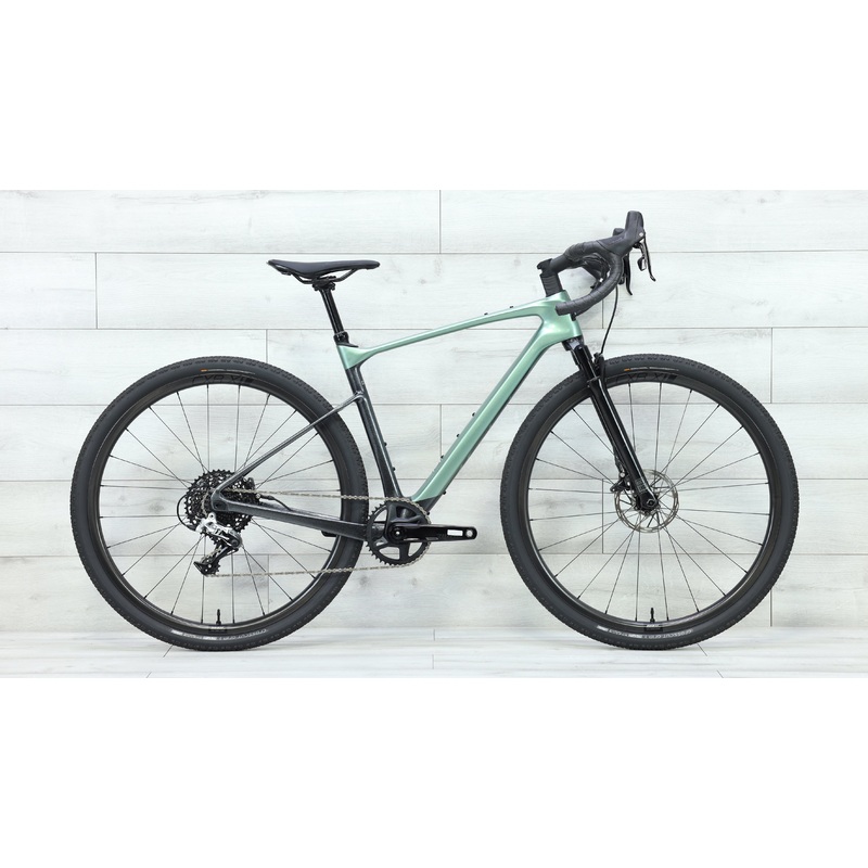 2023 Giant Revolt X Advanced Pro 2 Gravel Bike – Medium