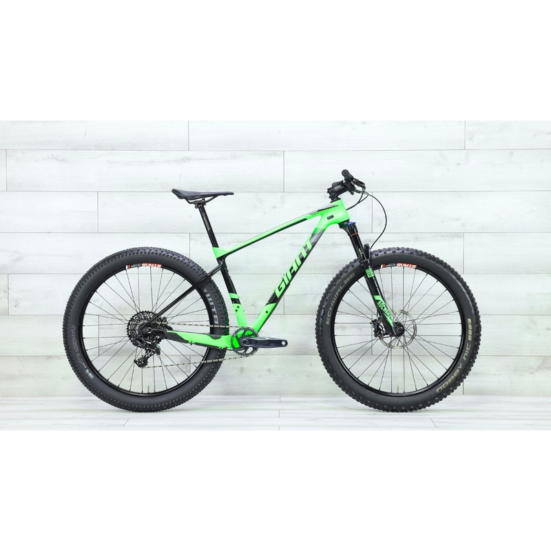 2017 Giant XTC Advanced 27.5+ 2 Mountain Bike – Medium