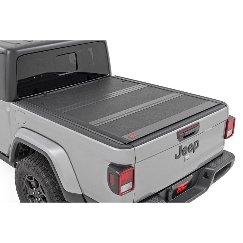 Rough Country | Hard Low Profile Bed Cover | 5′ Bed | Jeep Gladiator JT 4WD (2020-2025) | 47620500B