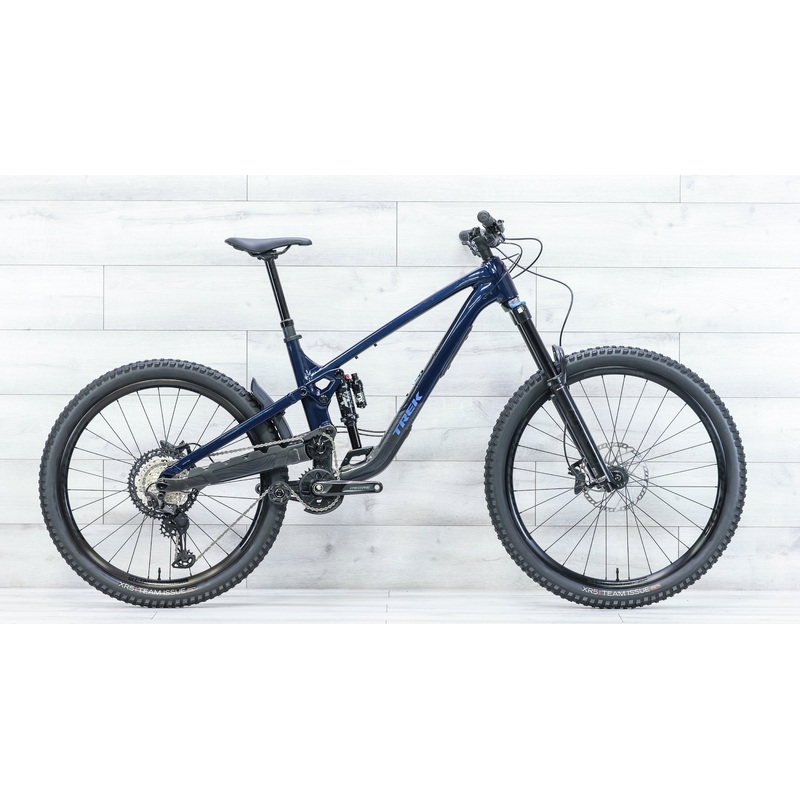 Trek Slash 8 Gen 6 Mountain Bike – 2024, Large