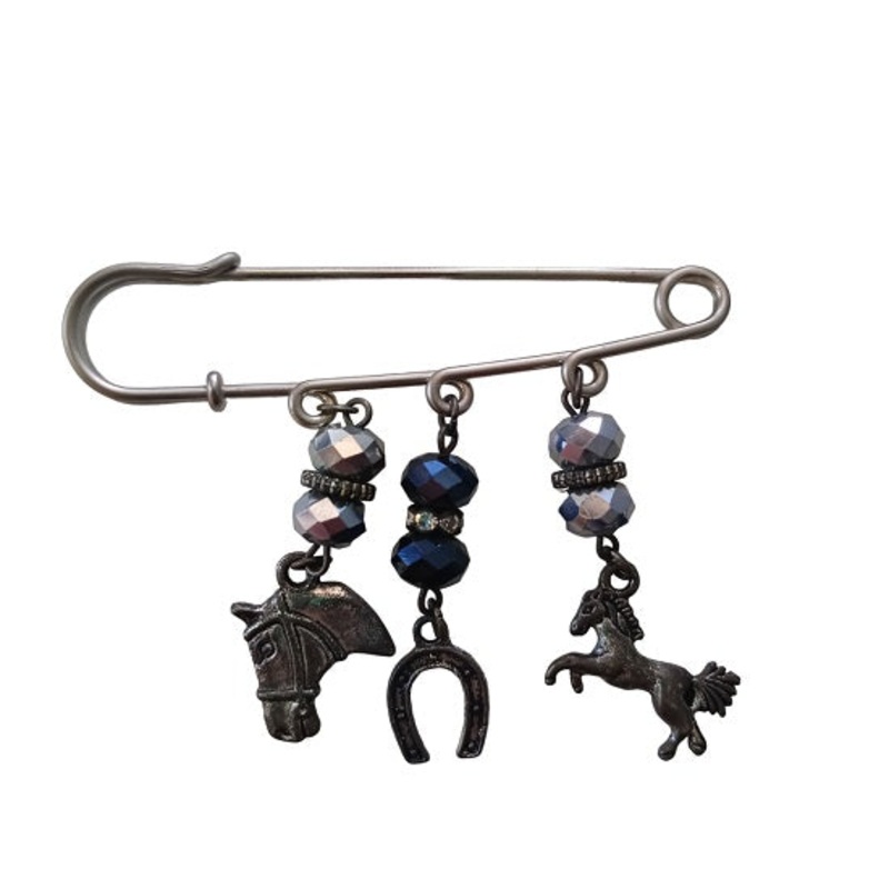 Stock pin with decorative stones product no. 7100103