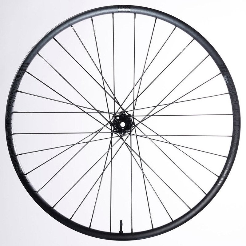 Industry Nine Hydra 2 Enduro Wheel Front 29” / 622 Holes: 32 15mm TA 110mm Boost Disc IS 6-bolt