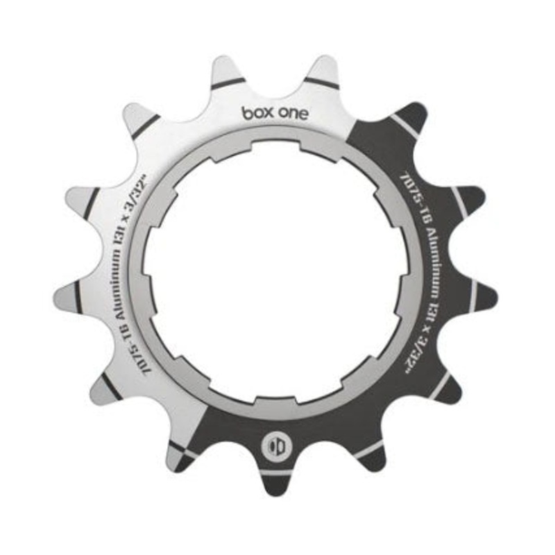 BOX Box One 3/32″ CNC AL 7075 Cog Black – 13t